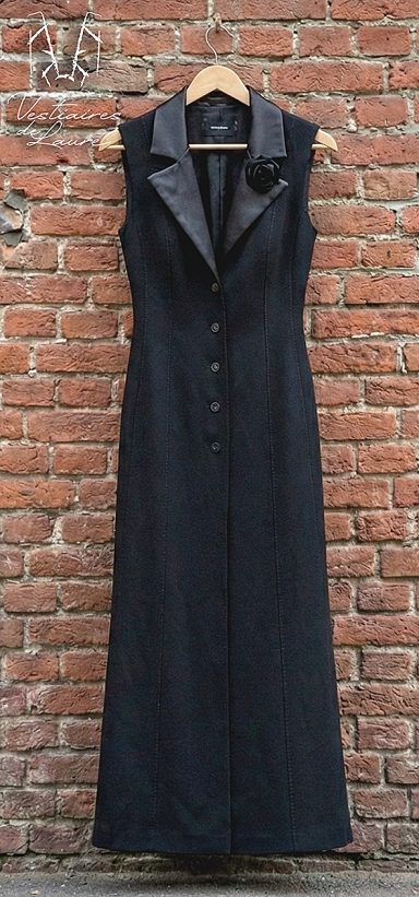 La robe smoking (devant) La robe smoking